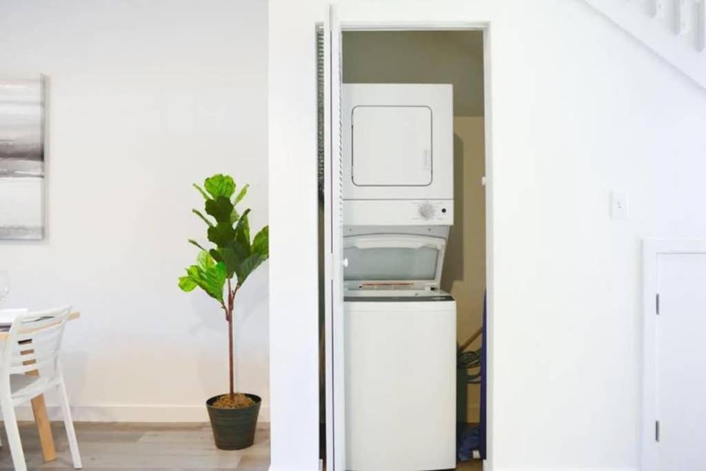 Outstanding Townhouse 18 Min From The Beach - Th2 Μαϊάμι Εξωτερικό φωτογραφία